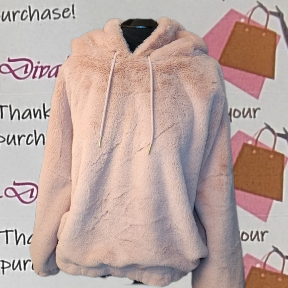 EXPRESS Pink Furry Hoodie - Picture 3 of 4